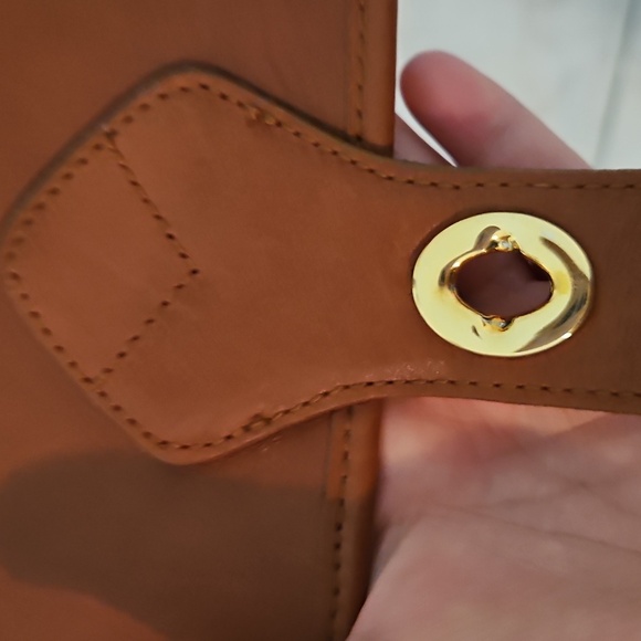 Georgetown Leather Design Bag - Picture 7 of 15